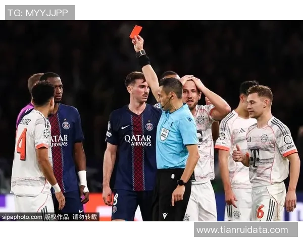 足球明星理查德的传奇人生与赛场背后的故事揭秘